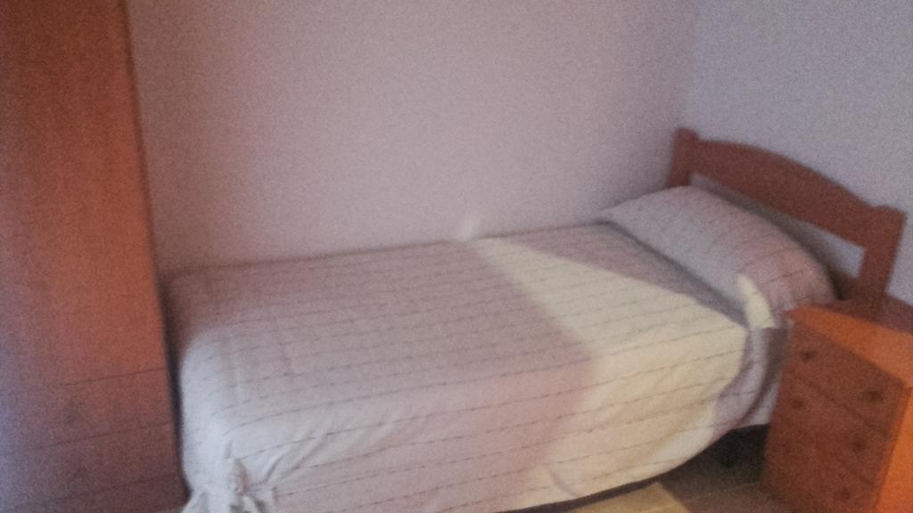 באזה Hostal Virgen Del Pilar חדר תמונה